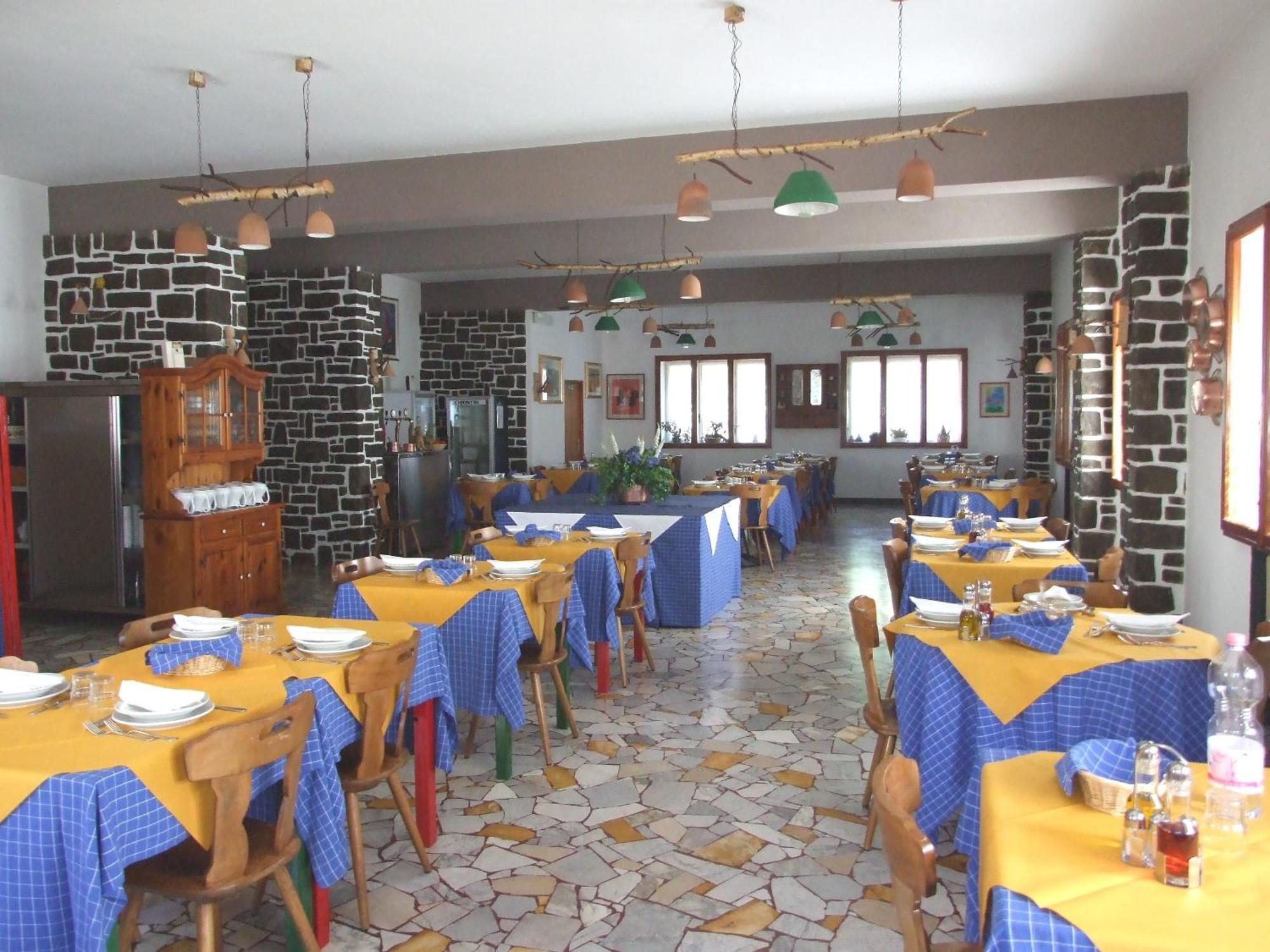 Albergo Tirolo Абетоне Екстериор снимка